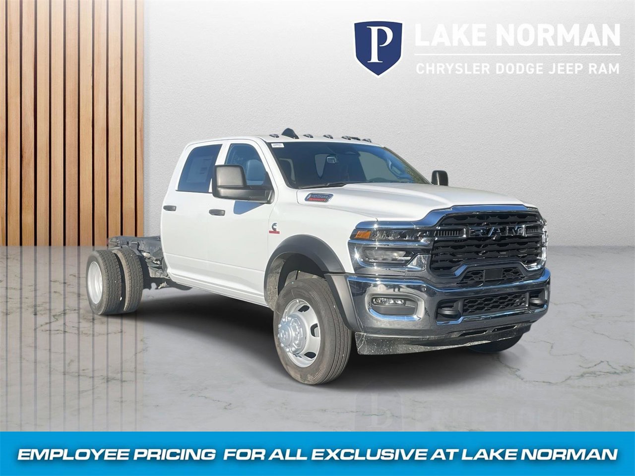New 2026 RAM 4500 Tradesman w/ Chrome Appearance Group