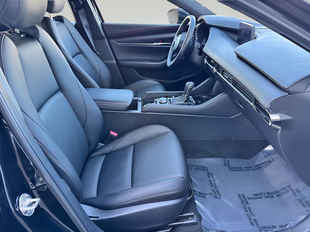 Used 2022 MAZDA MAZDA3 s FWD image 13
