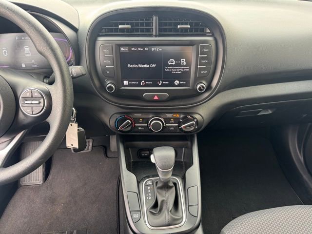 Certified 2025 Kia Soul LX image 16