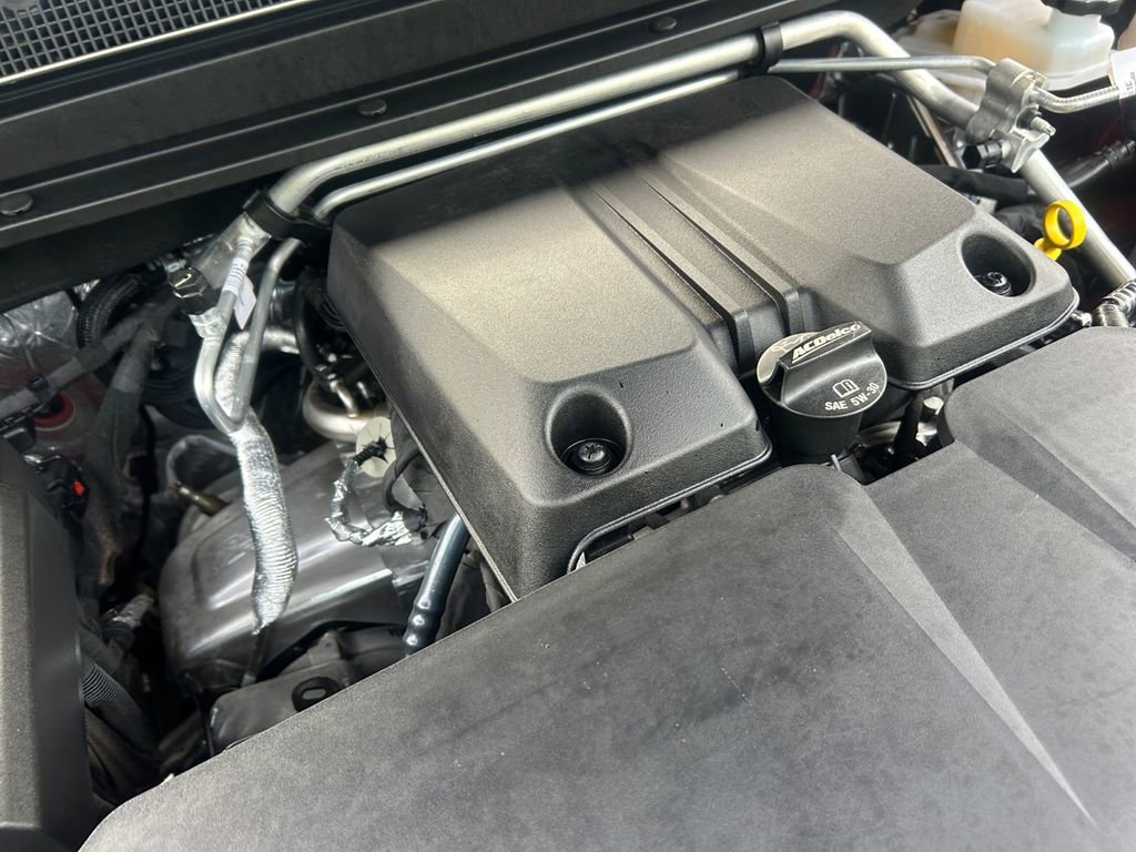 Used 2025 Chevrolet Colorado Z71 w/ Technology Package image 30