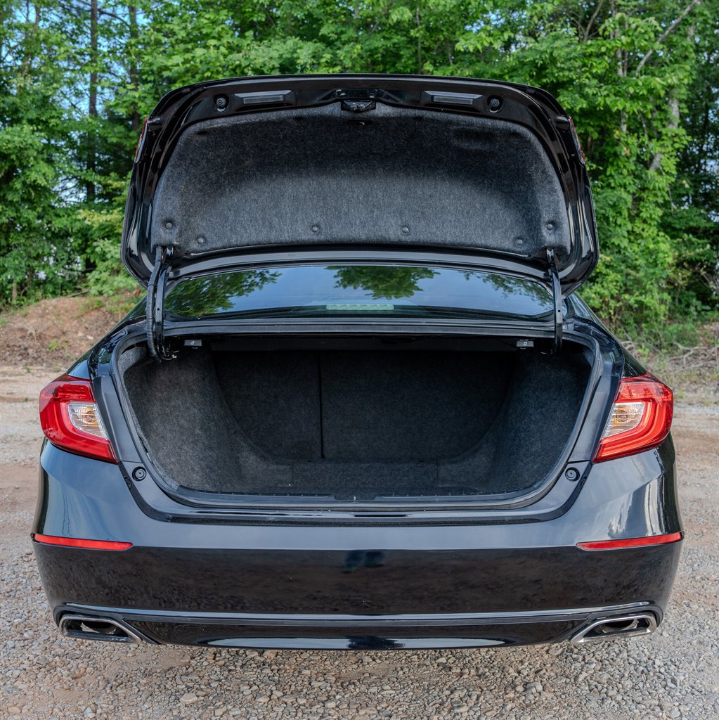 Used 2021 Honda Accord Sport image 9