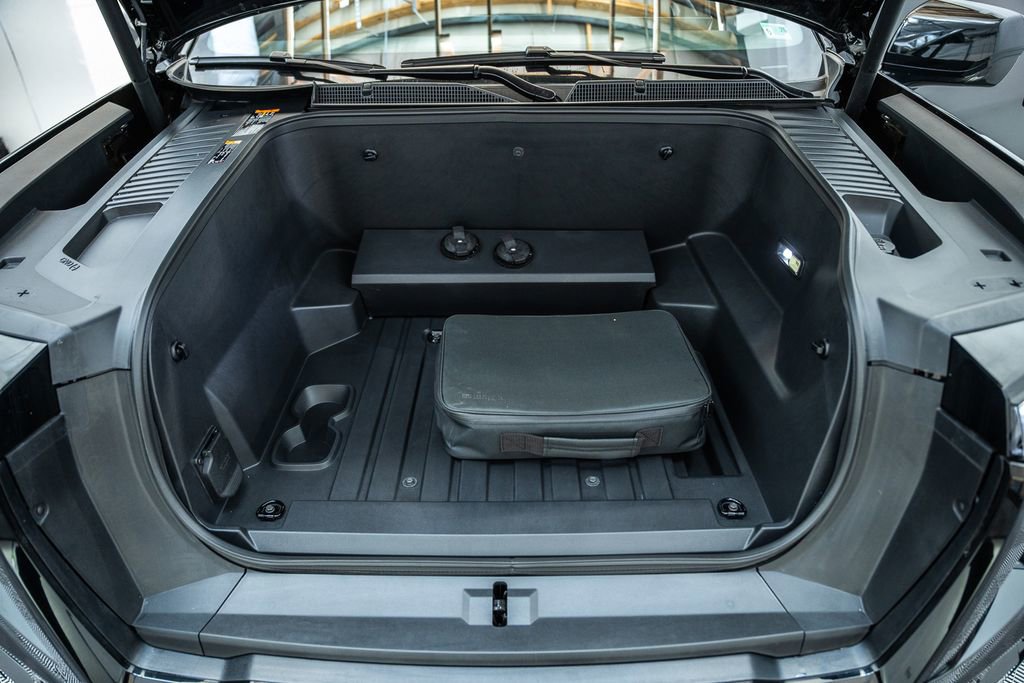 Used 2026 GMC Sierra EV Elevation w/ LPO, Elevation Dark Package AWD/4WD image 25