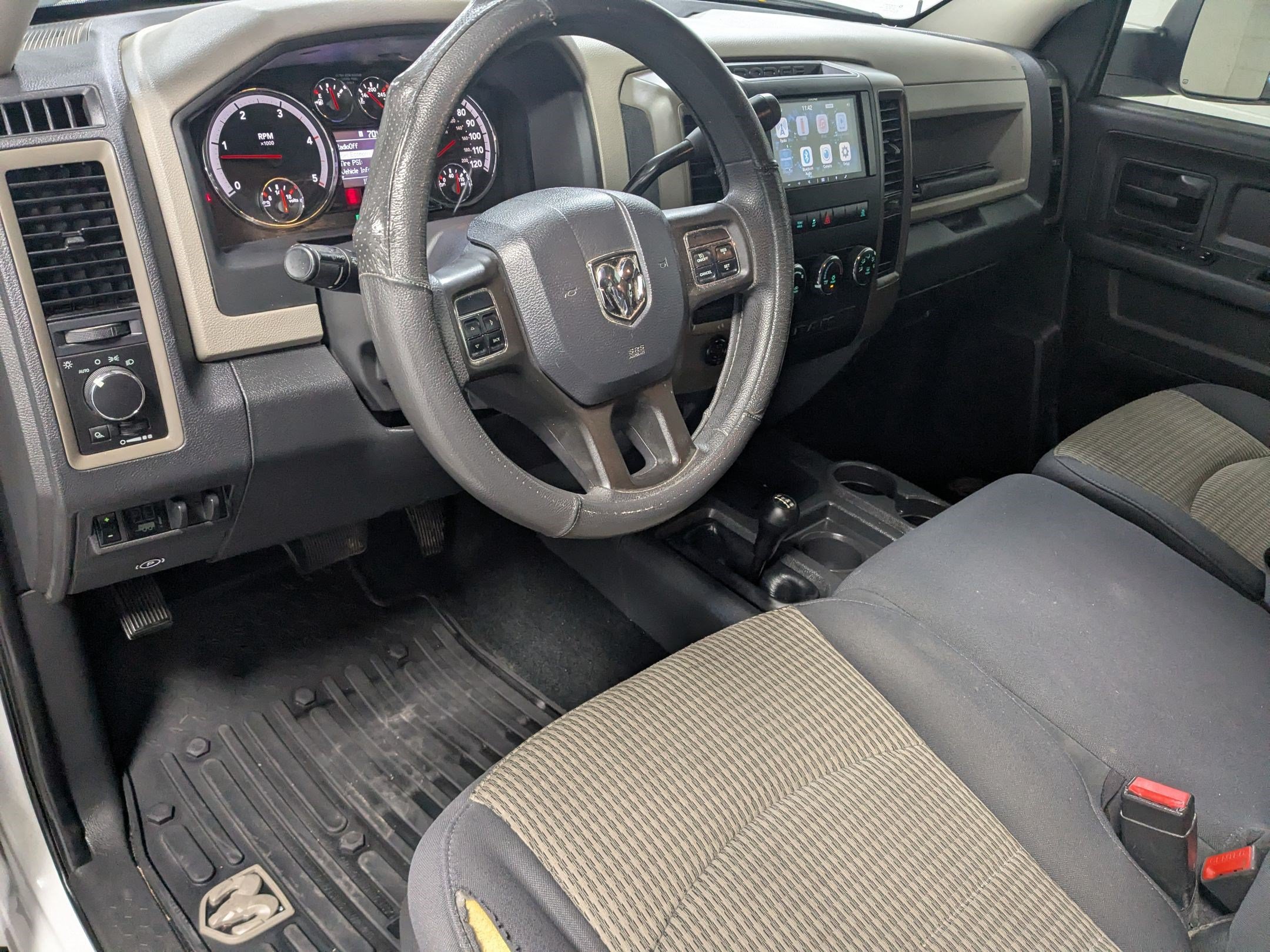 Used 2012 RAM 2500 ST w/ Chrome Appearance Group AWD/4WD image 12