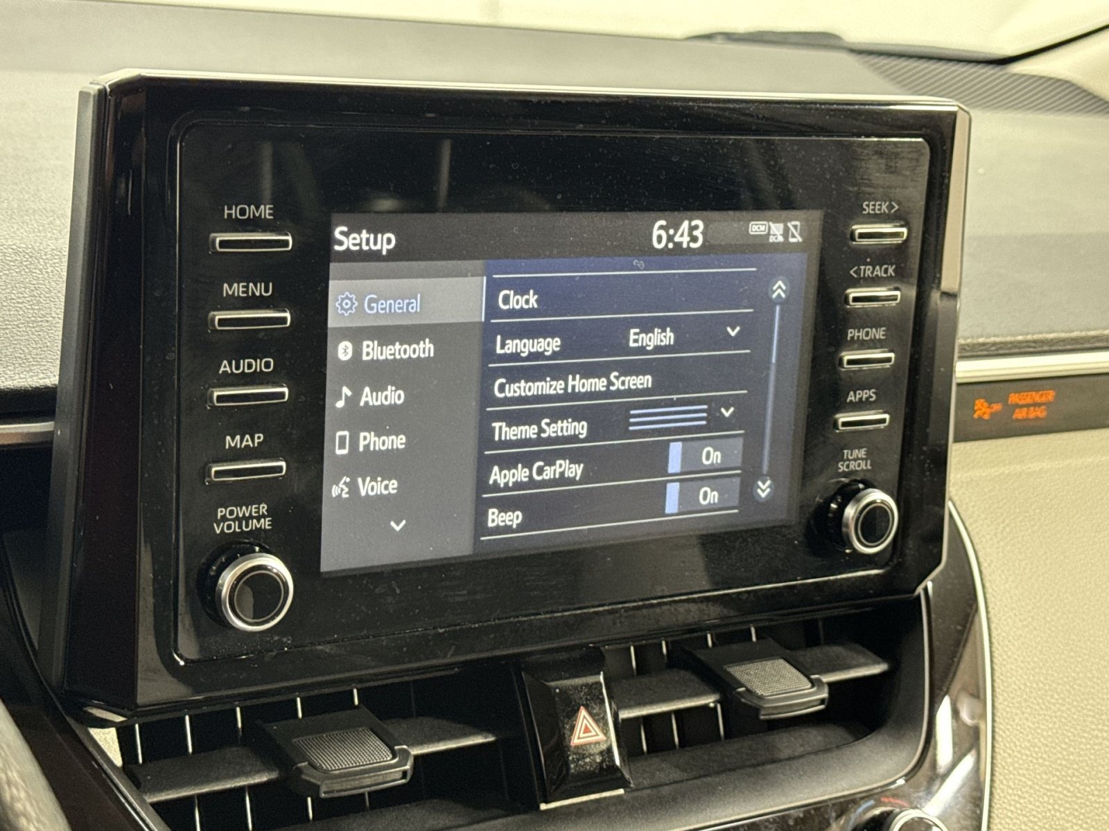 Used 2020 Toyota Corolla L FWD image 32