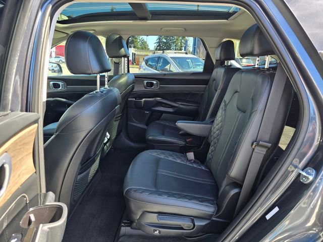 Certified 2023 Kia Sorento SX Prestige AWD/4WD image 18
