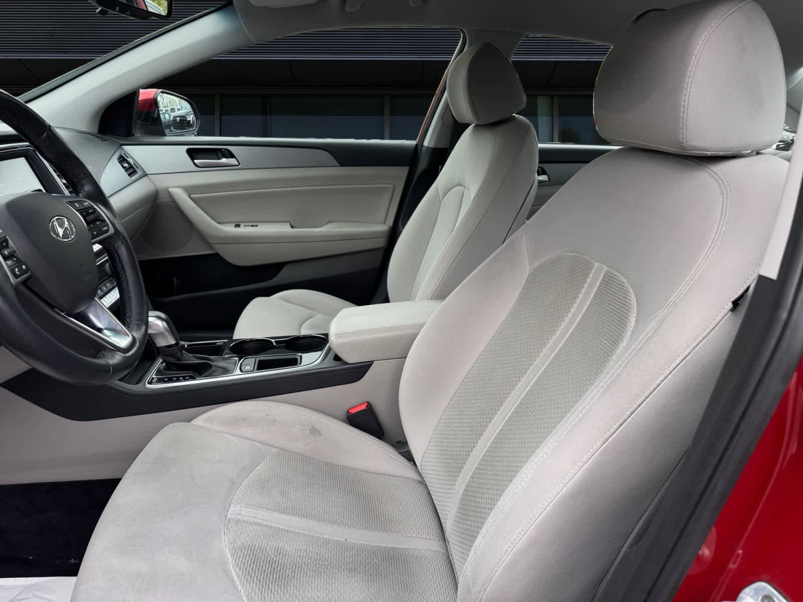 Used 2019 Hyundai Sonata SEL FWD image 2