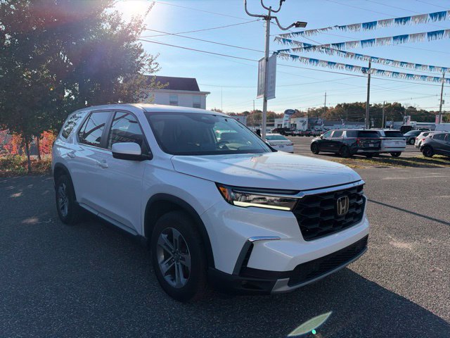 Used 2023 Honda Pilot EX-L image 4