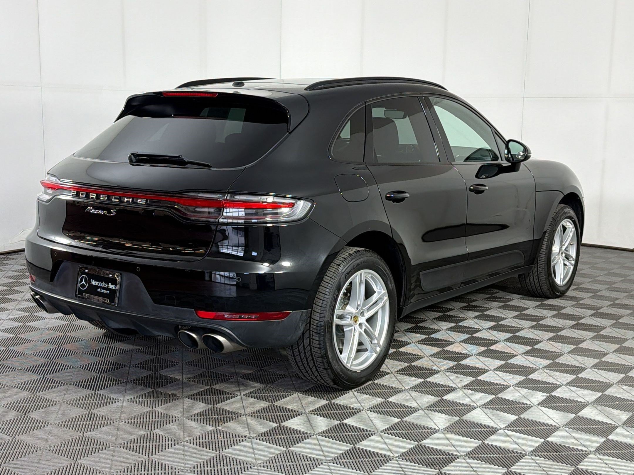 Used 2021 Porsche Macan S AWD/4WD image 9