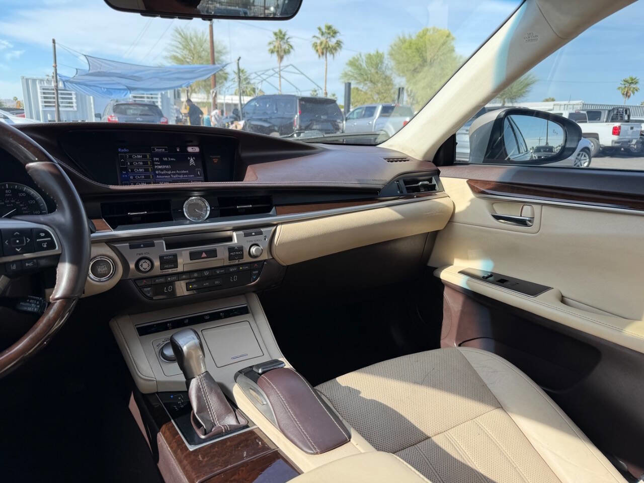 Used 2016 Lexus ES 350 w/ Luxury Package w/Wood Trim FWD image 19
