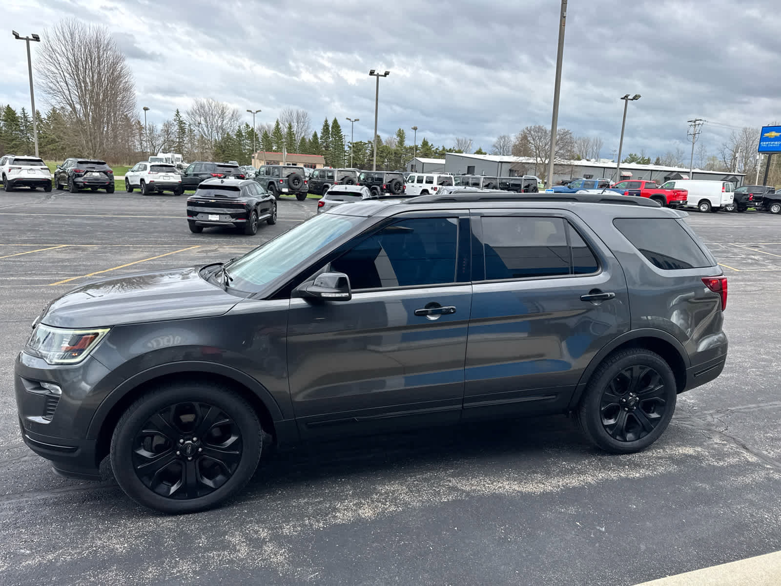 Used 2019 Ford Explorer Sport w/ Equipment Group 401A AWD/4WD image 11