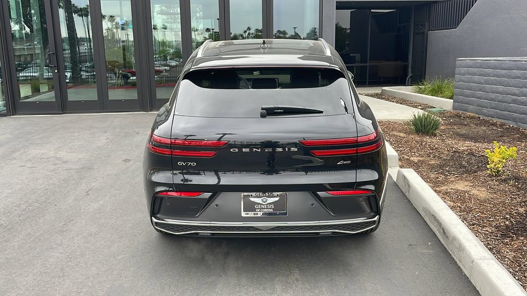 New 2026 Genesis GV70 2.5T Advanced image 8