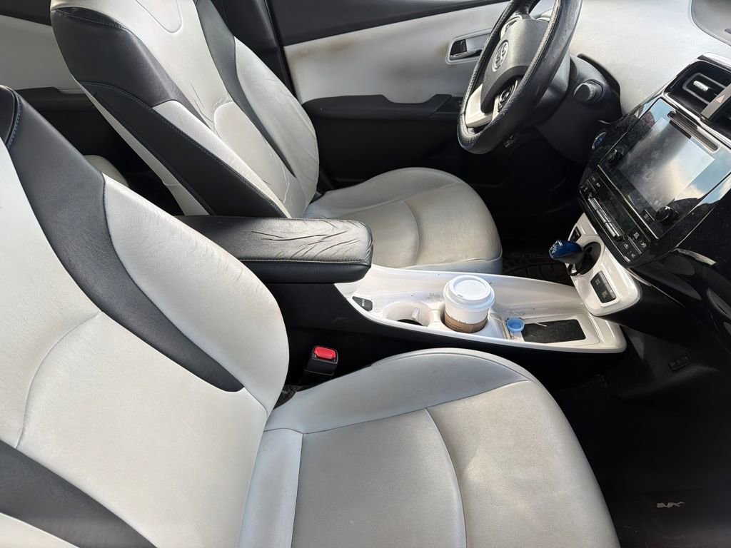 Used 2016 Toyota Prius Four Touring image 14
