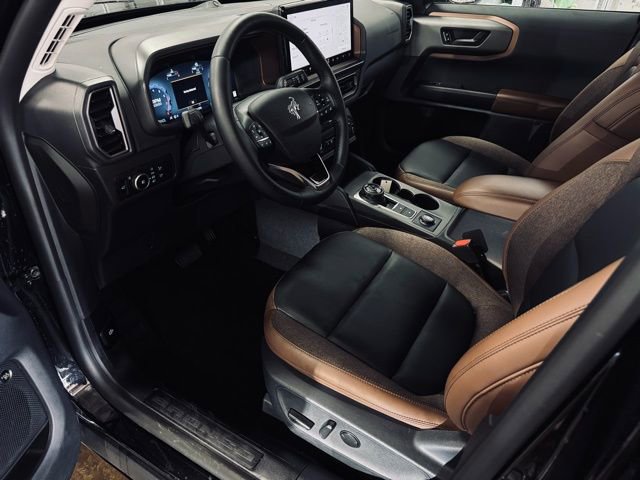 Used 2025 Ford Bronco Sport Outer Banks w/ Outer Banks Tech Package+ image 18