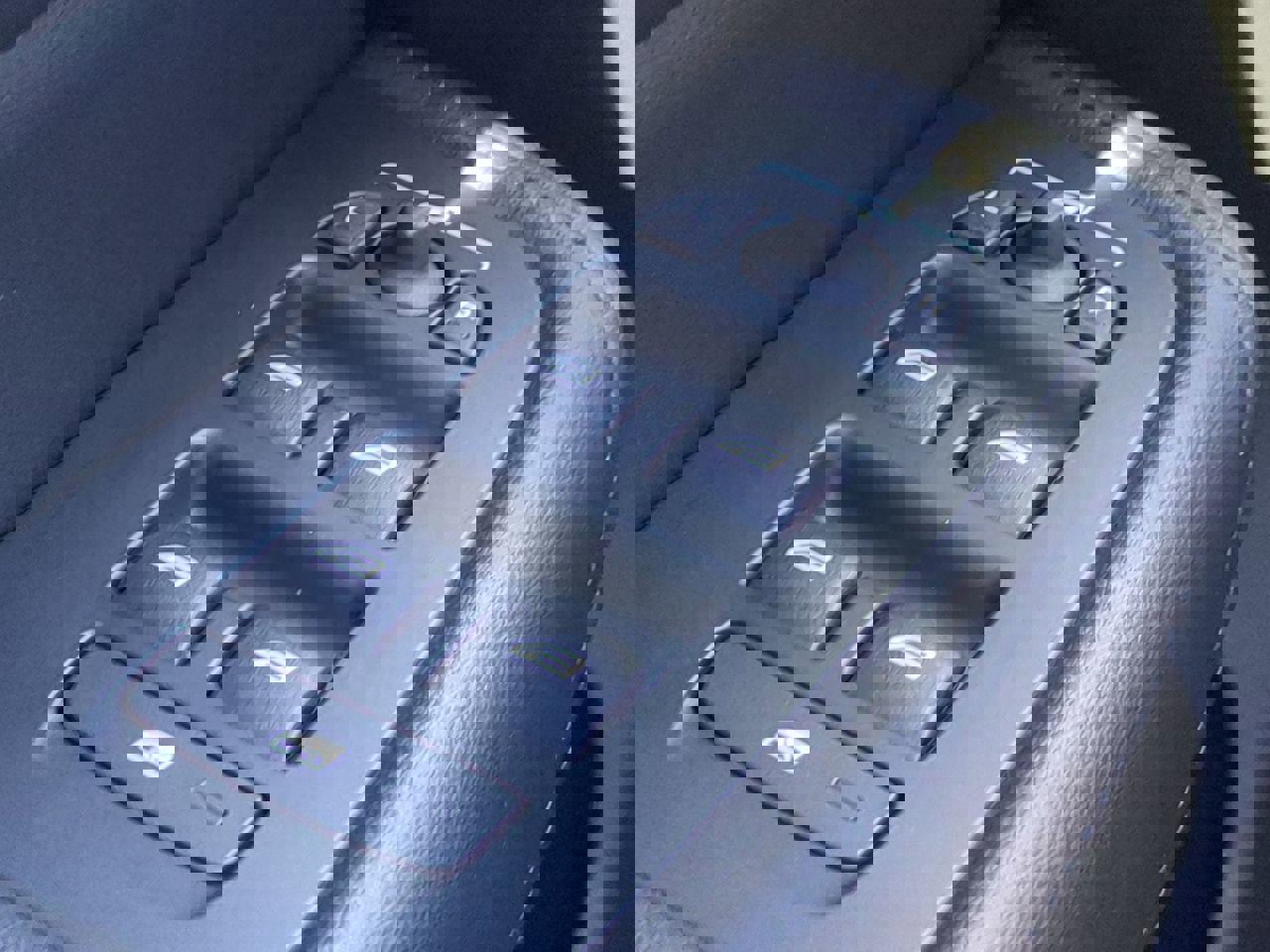 Used 2025 Volvo XC60 T8 Core w/ Protection Package Premier image 22