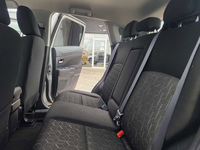 Used 2024 Mitsubishi Outlander Sport ES AWD/4WD image 22