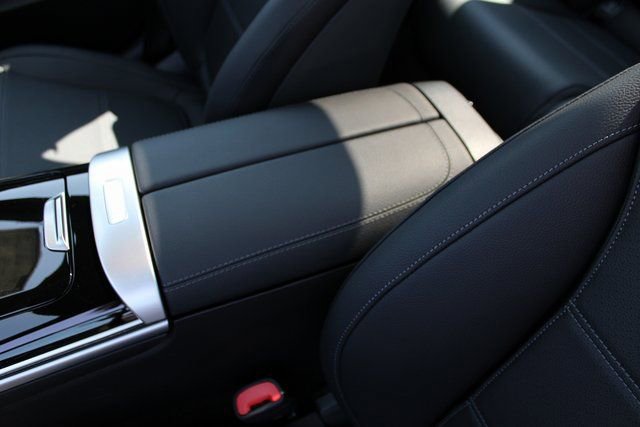 New 2025 Mercedes-Benz C 300 4MATIC Sedan image 29