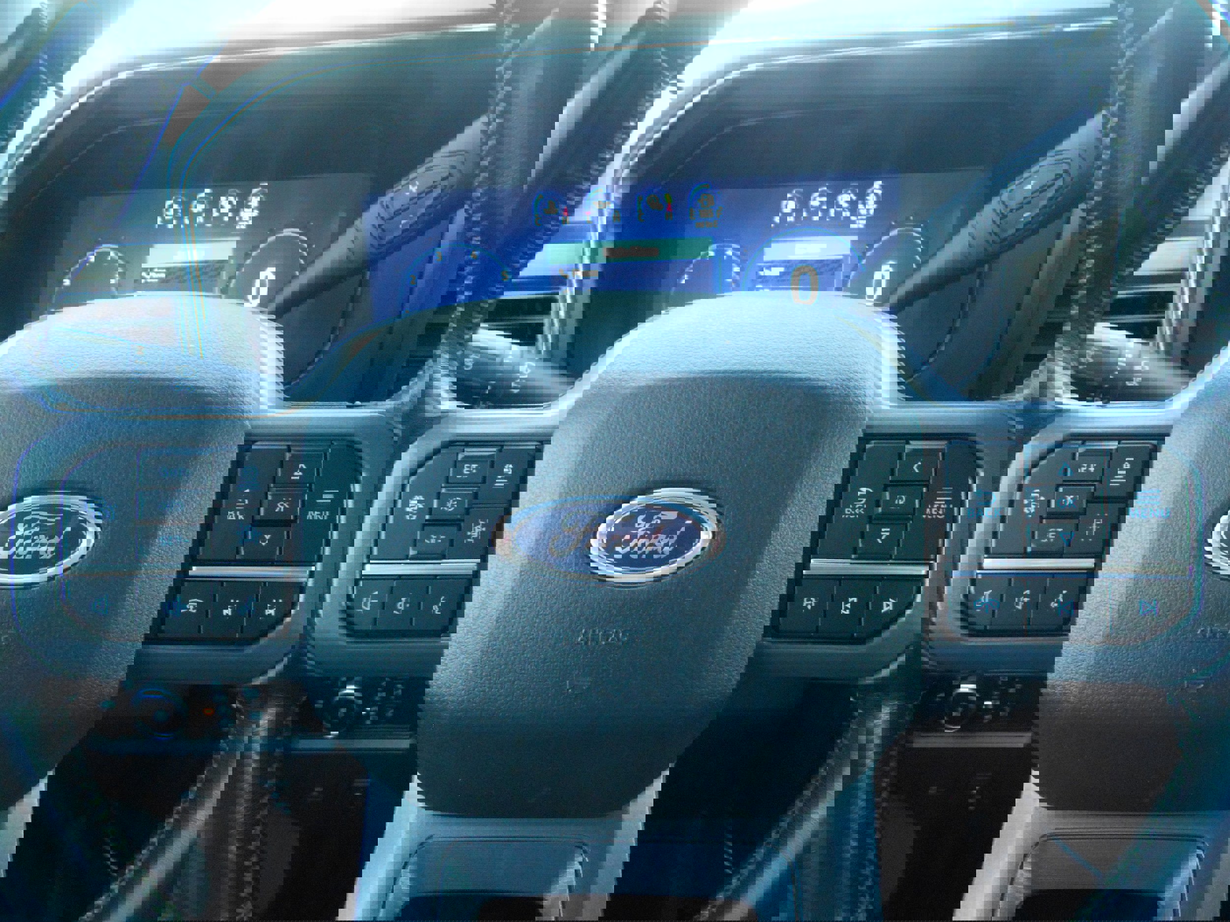 Used 2023 Ford F350 Lariat w/ Lariat Ultimate Package image 25