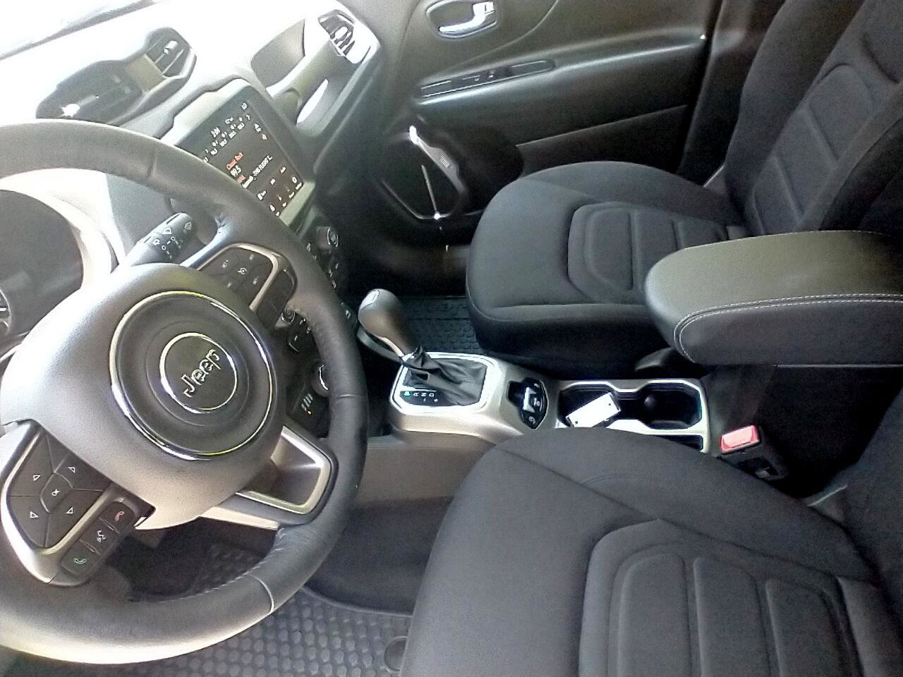 Used 2022 Jeep Renegade Latitude w/ Convenience Group image 19