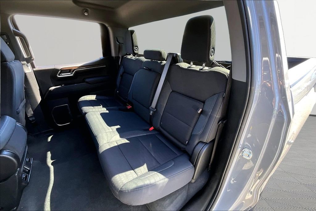 Used 2024 GMC Sierra 1500 Elevation image 16