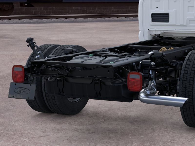 New 2026 Ford F550 4x4 Crew Cab image 21