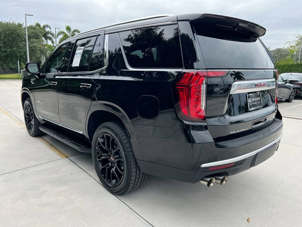 Used 2024 GMC Yukon Denali w/ Advanced Technology Package AWD/4WD image 5