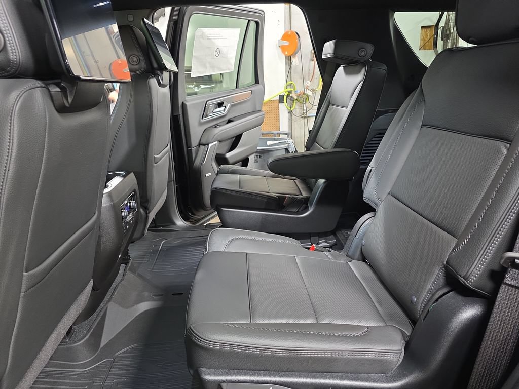 New 2026 GMC Yukon Denali w/ Advanced Technology Package AWD/4WD image 14