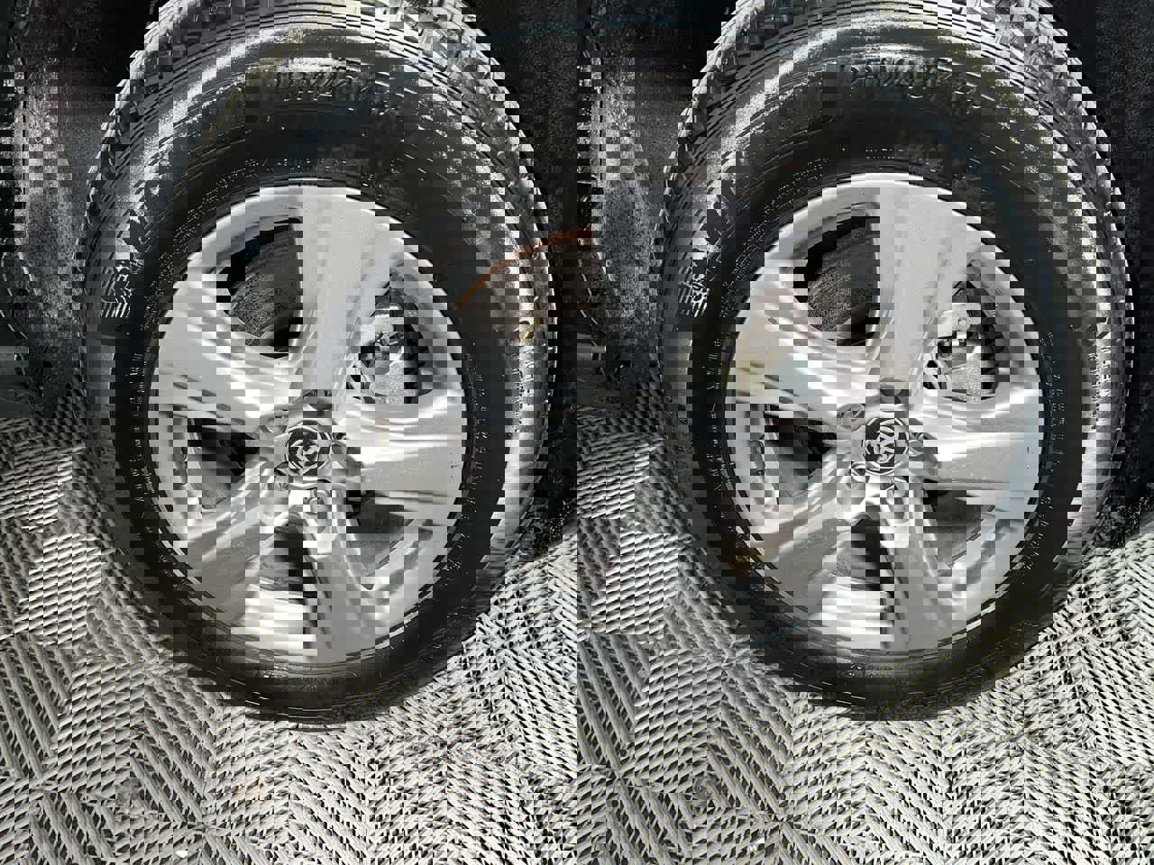 Used 2025 Toyota RAV4 XLE image 10