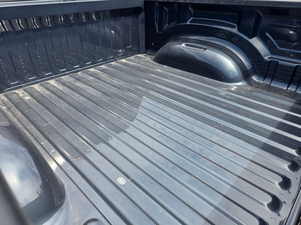 New 2026 RAM 1500 Big Horn w/ Sport Appearance Package AWD/4WD image 11