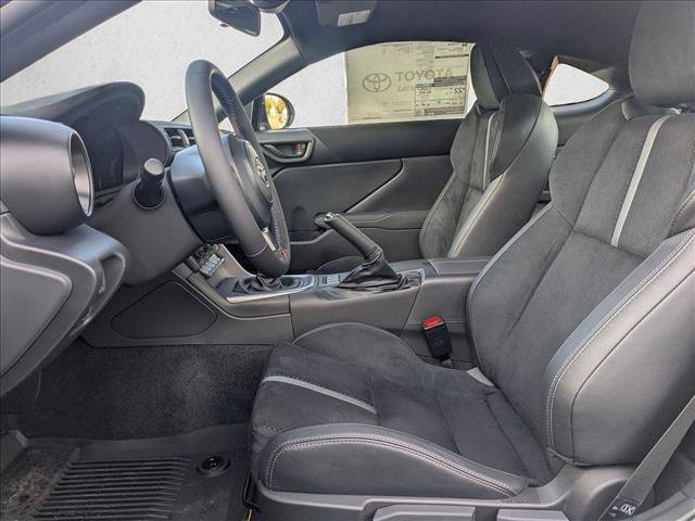 New 2025 Toyota GR86 Premium image 4