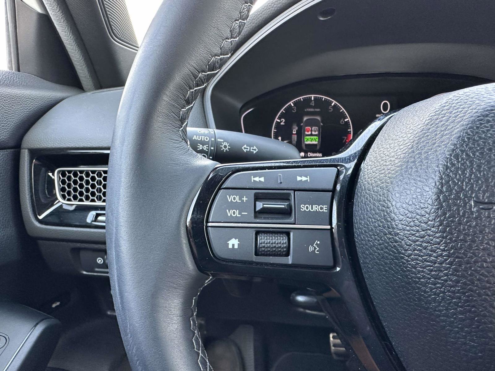 Used 2024 Honda Civic Sport image 28