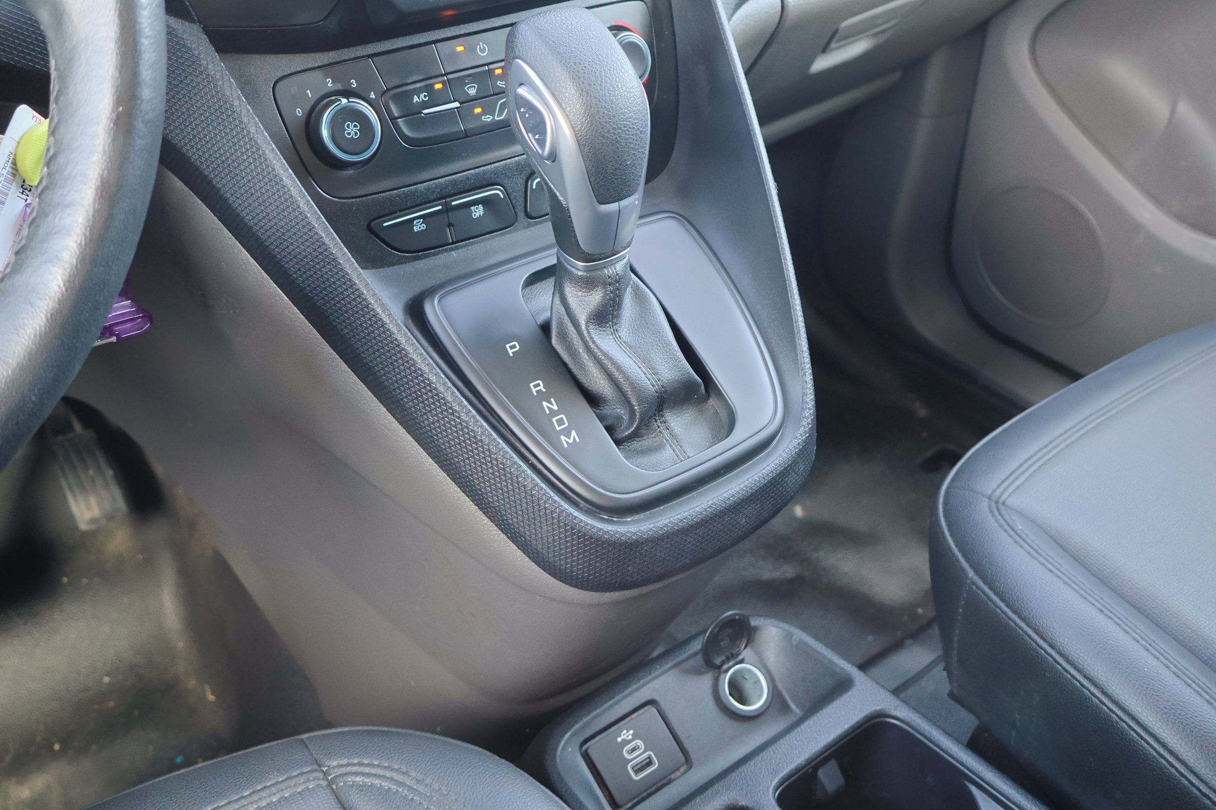 Certified 2023 Ford Transit Connect XL w/ Trailer Tow Package image 21