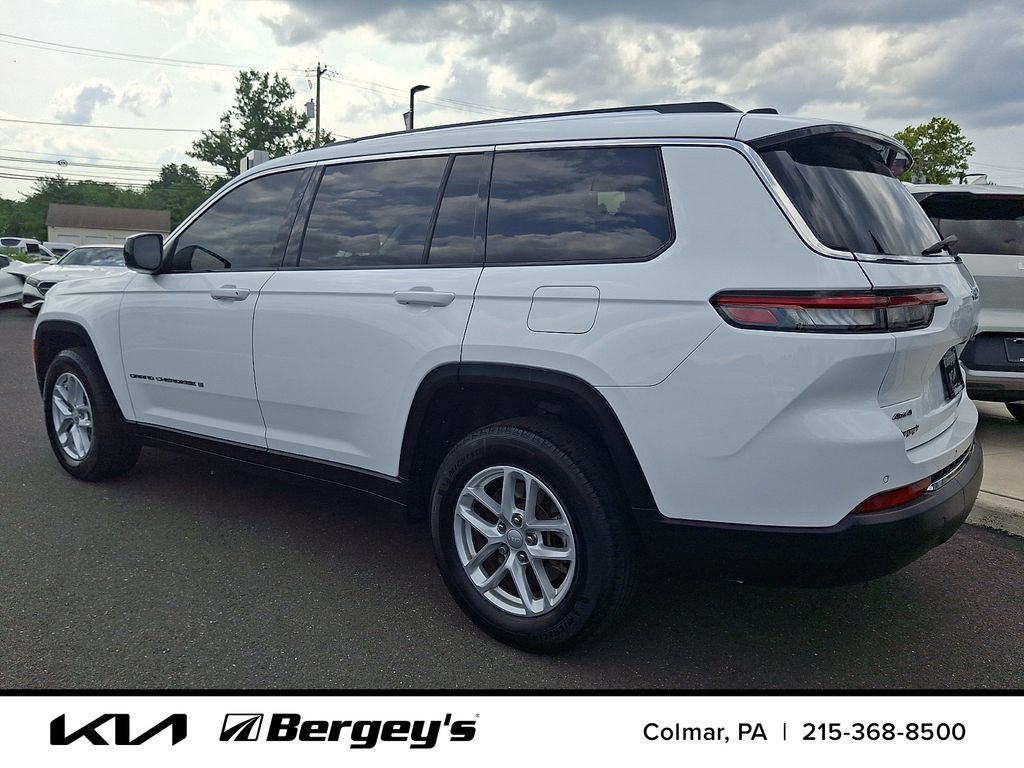 Used 2023 Jeep Grand Cherokee L Laredo AWD/4WD image 8