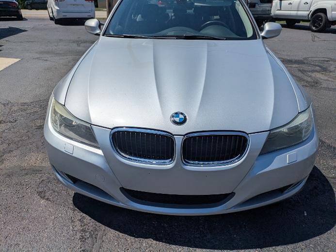 Used 2011 BMW 328i xDrive Sedan AWD/4WD image 7