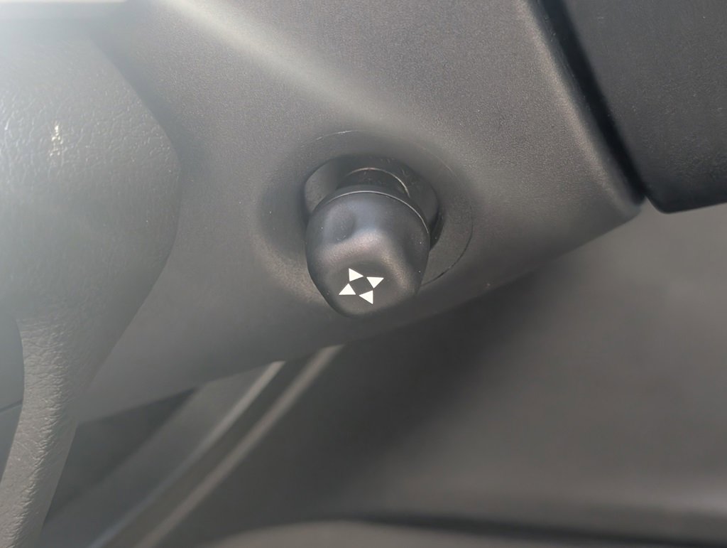 Used 2022 Jeep Grand Cherokee Summit w/ Luxury Tech Group V image 41