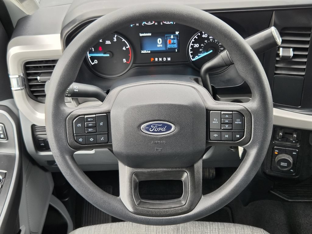 Used 2025 Ford F250 XLT AWD/4WD image 14