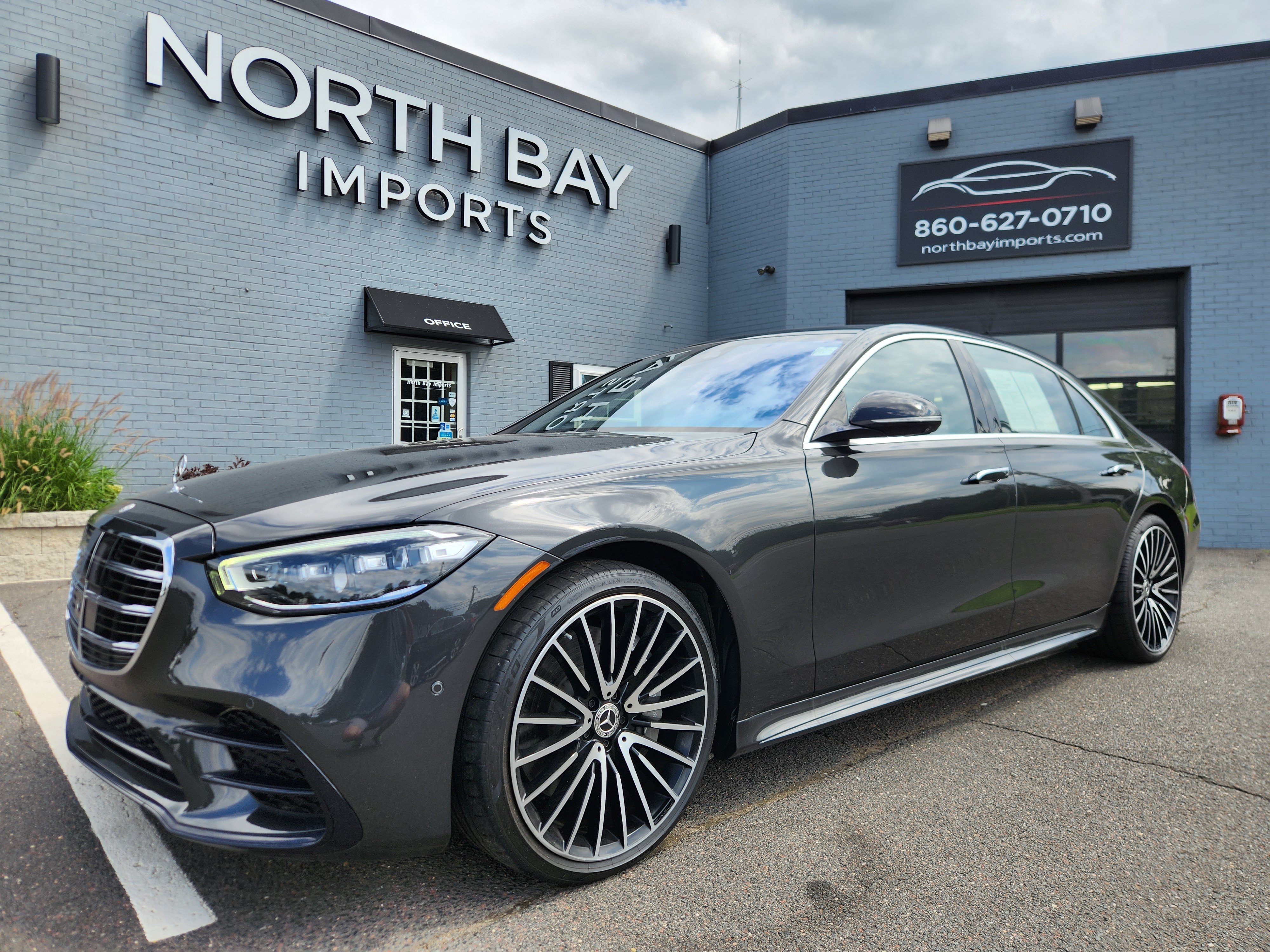 Used 2021 Mercedes-Benz S 580 4MATIC Sedan w/ AMG Line