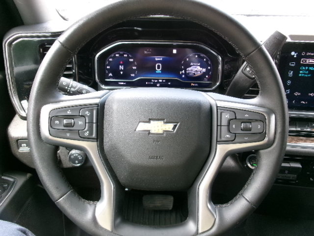 Used 2025 Chevrolet Silverado 1500 LT image 20