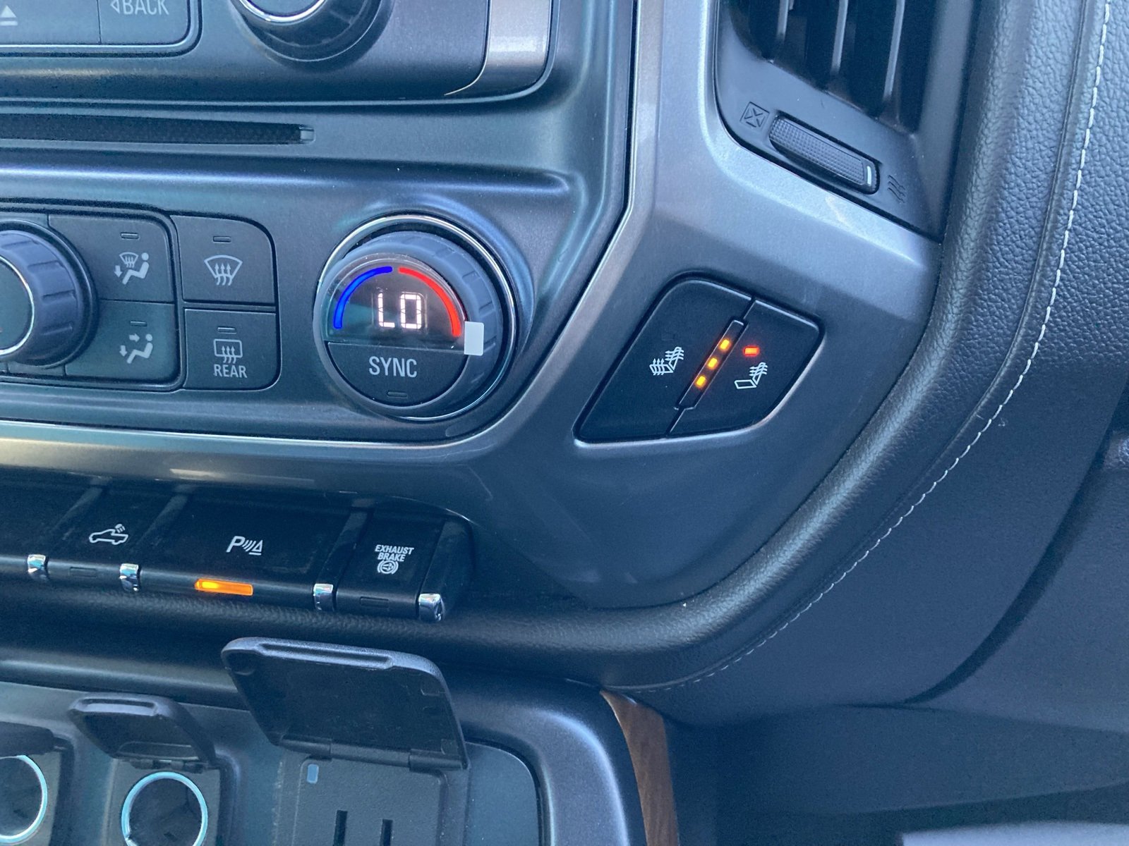 Certified 2019 Chevrolet Silverado 2500 LTZ w/ Duramax Plus Package image 28