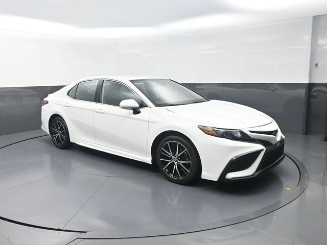 Certified 2024 Toyota Camry SE FWD image 10