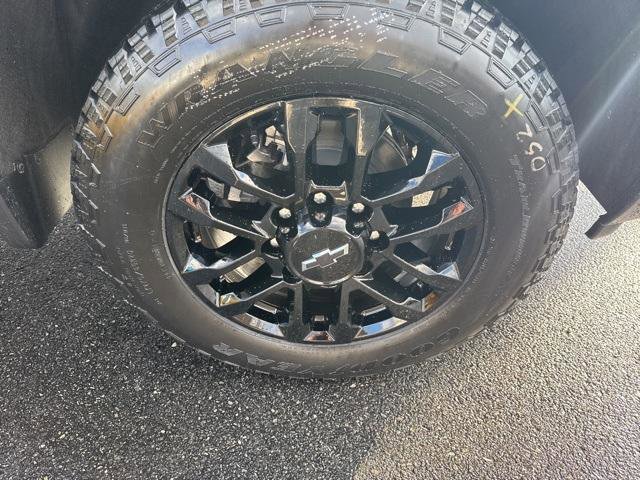 New 2025 Chevrolet Silverado 2500 Custom w/ Custom Value Package image 31