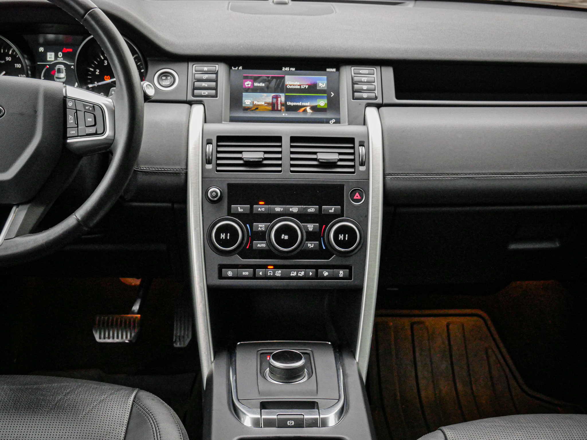 Used 2019 Land Rover Discovery Sport HSE image 30