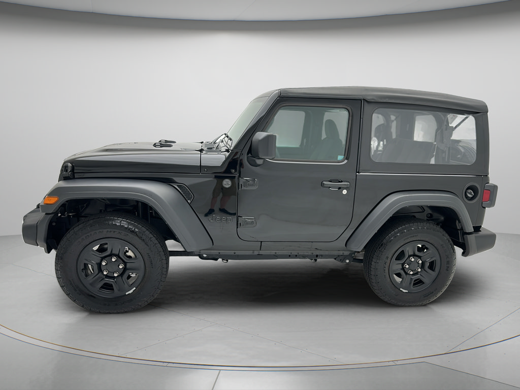 Used 2025 Jeep Wrangler Sport AWD/4WD image 4