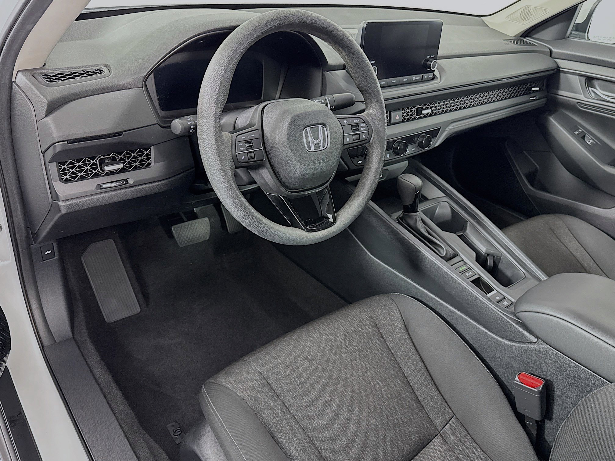 Certified 2023 Honda Accord EX image 9