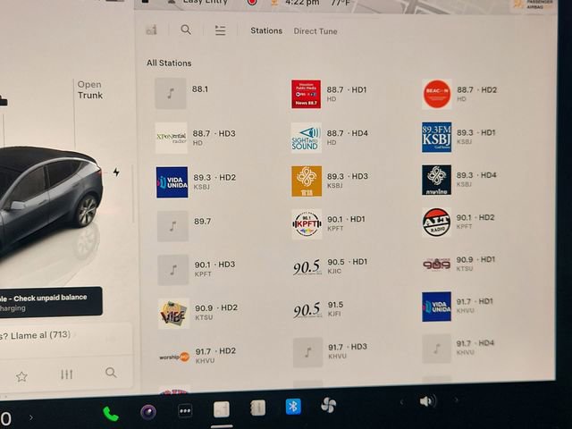 Used 2023 Tesla Model Y Performance AWD/4WD image 13
