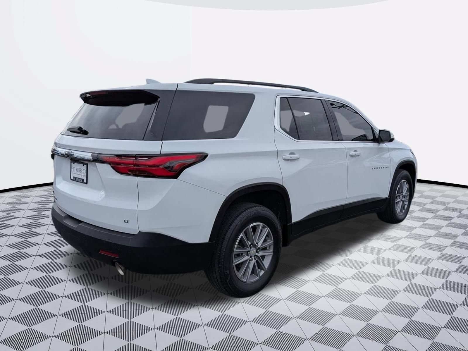 Certified 2023 Chevrolet Traverse LT w/ Rear Camera Mirror Package AWD/4WD image 5