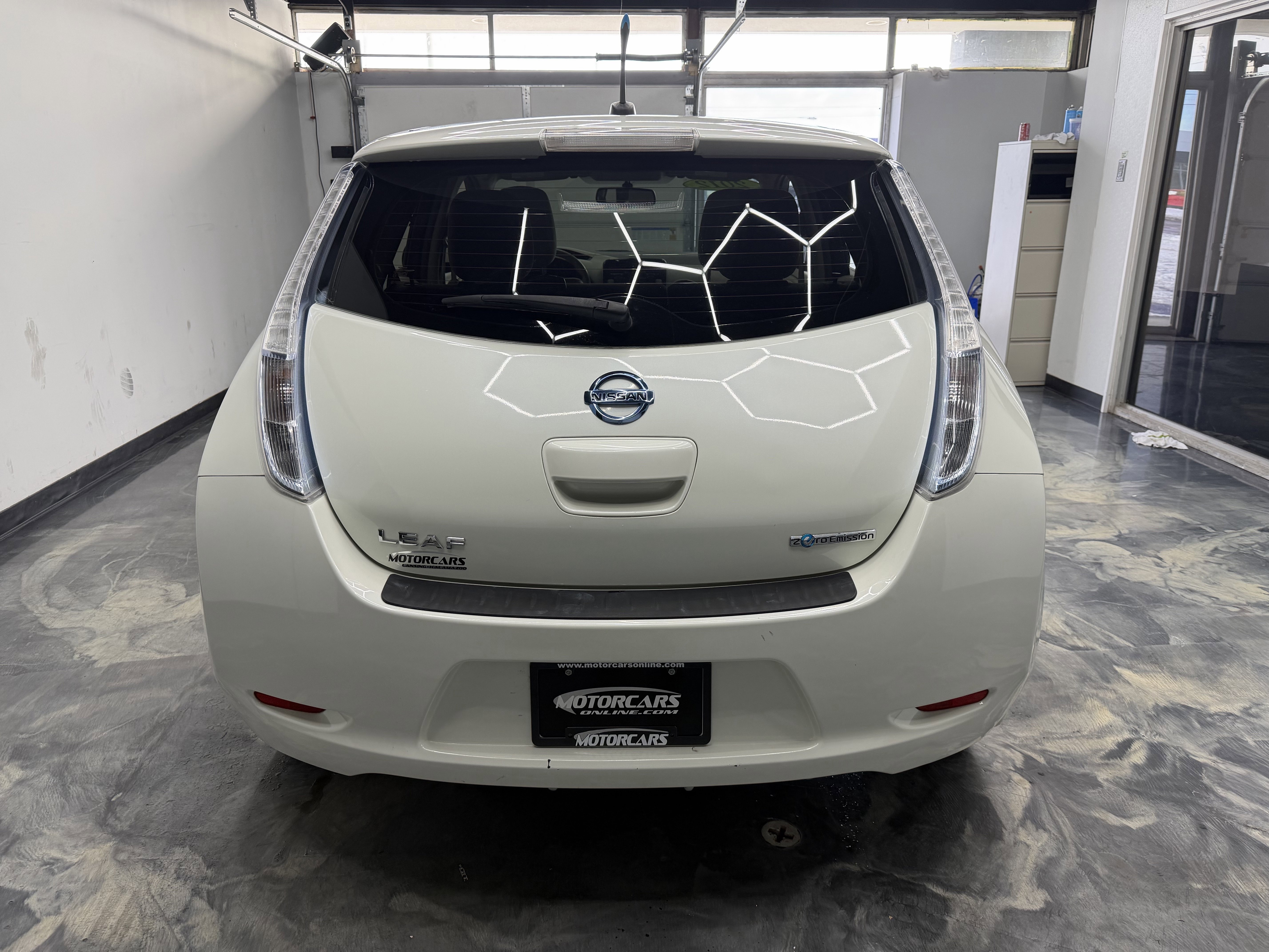 Used 2012 Nissan Leaf SV image 8