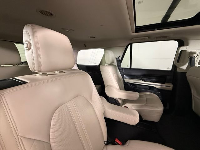 Used 2019 Ford Expedition Platinum AWD/4WD image 26