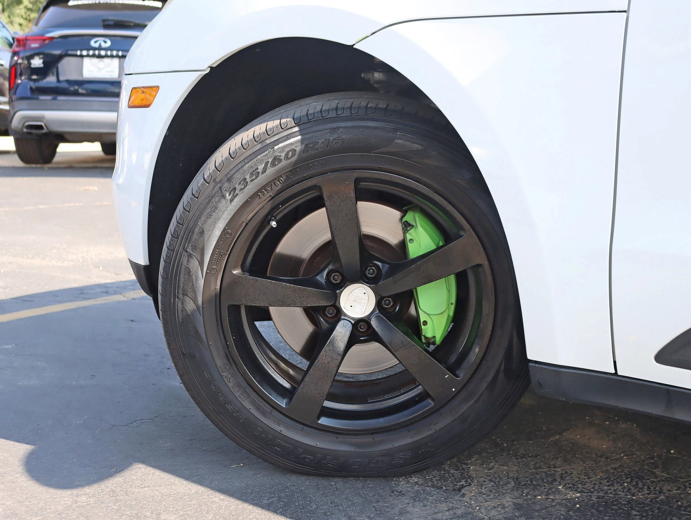 Used 2018 Porsche Macan Sport Edition image 14