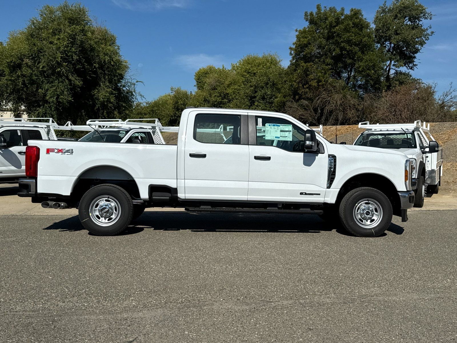 New 2026 Ford F250 XL w/ FX4 Off-Road Package image 2