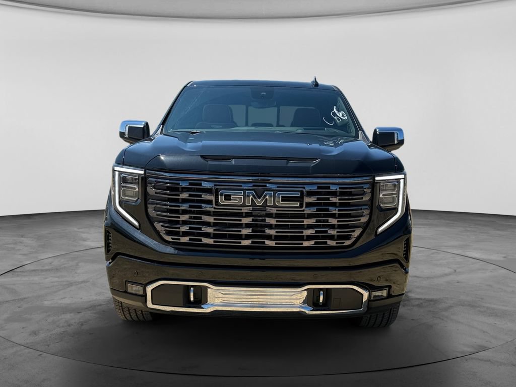 New 2026 GMC Sierra 1500 Denali Ultimate w/ LPO, Black Badging Package AWD/4WD image 2